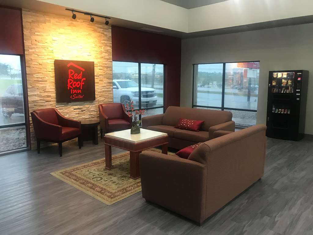 Red Roof Inn & Suites Austin East - Manor Интериор снимка